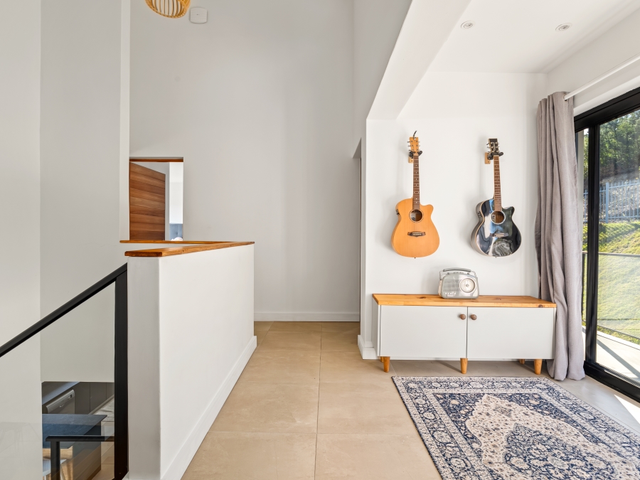 6 Bedroom Property for Sale in Old Place Western Cape